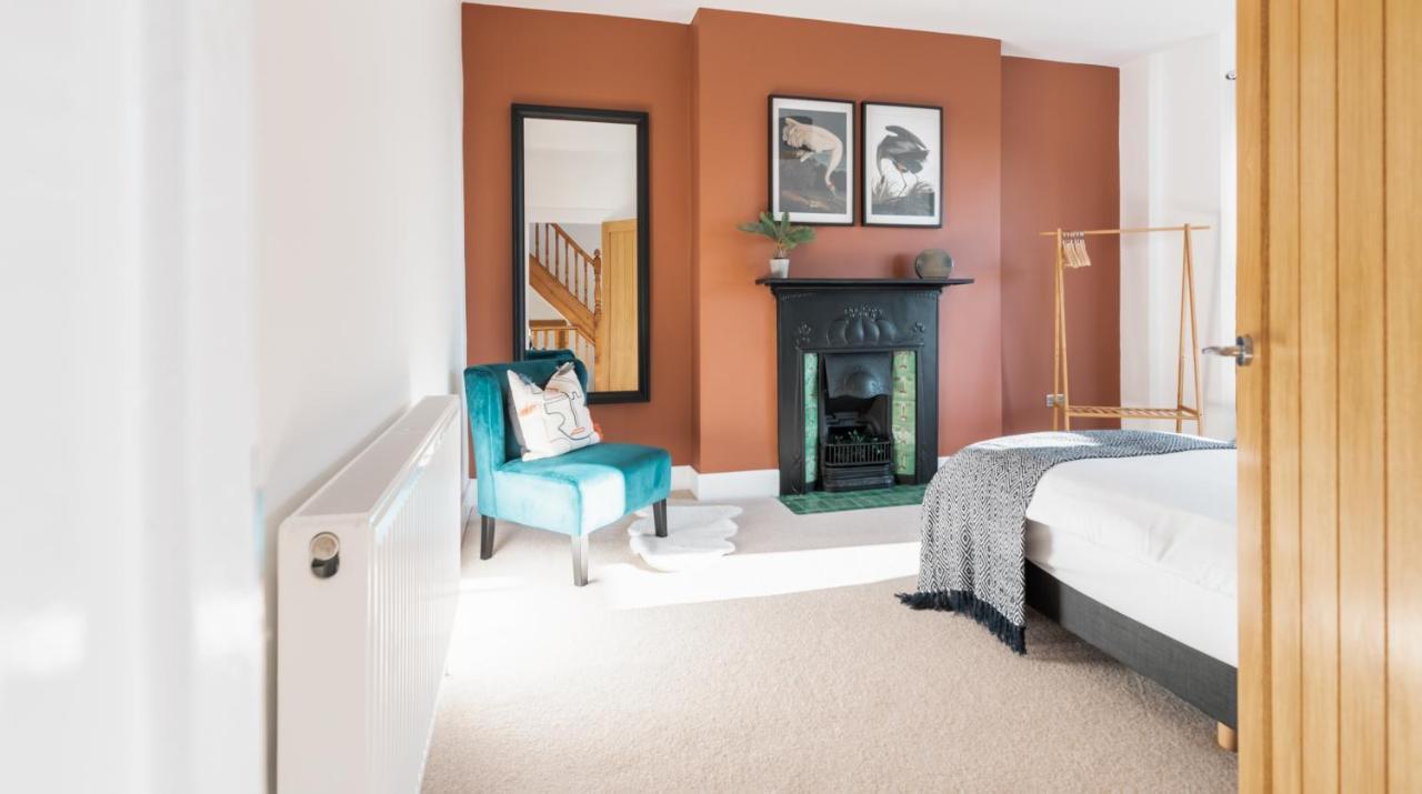 Ty Hapus - Luxury 4 Bedroom Holiday home Newport (Gwent)